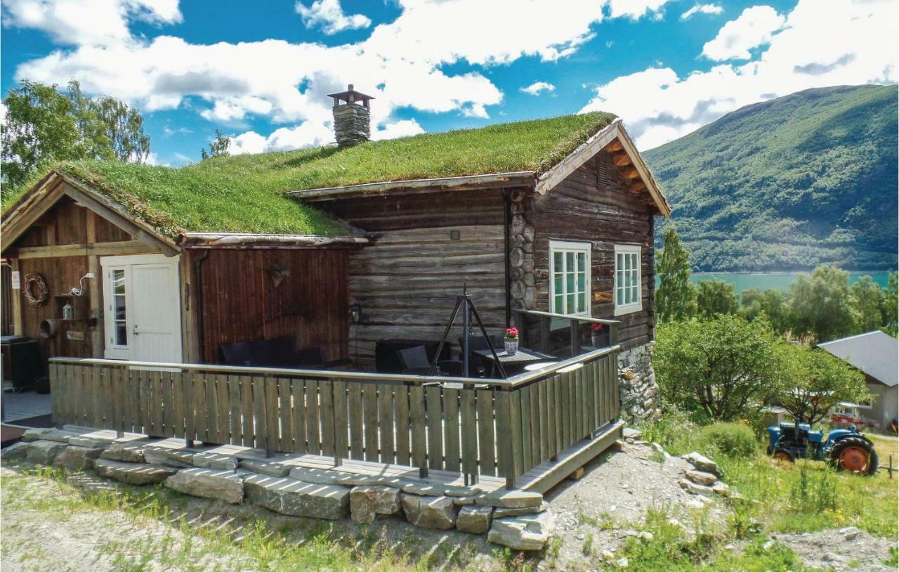 Awesome Home In Vaga With House Sea View Vågåmo Extérieur photo