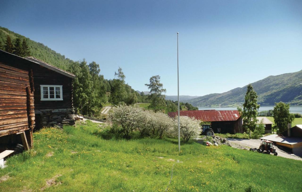 Awesome Home In Vaga With House Sea View Vågåmo Extérieur photo